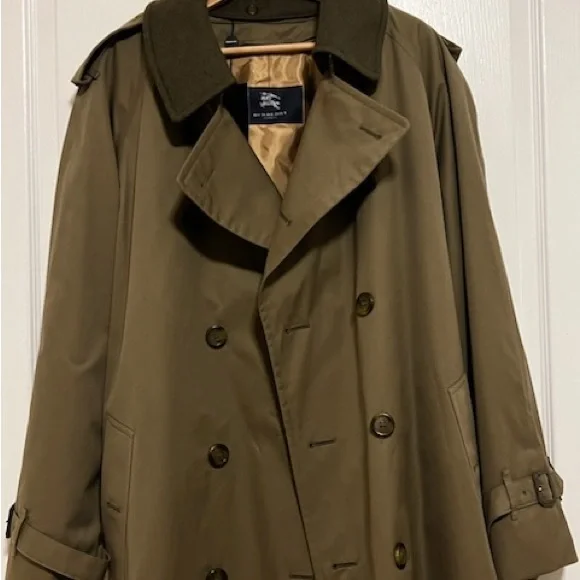 Authentic Burberry trench with